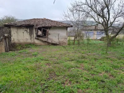 Maja Müüa 7864 Aprilovo BG