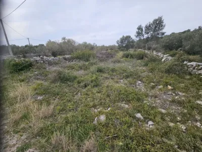 Ehitusmaa Müüa 22213 Pirovac HR